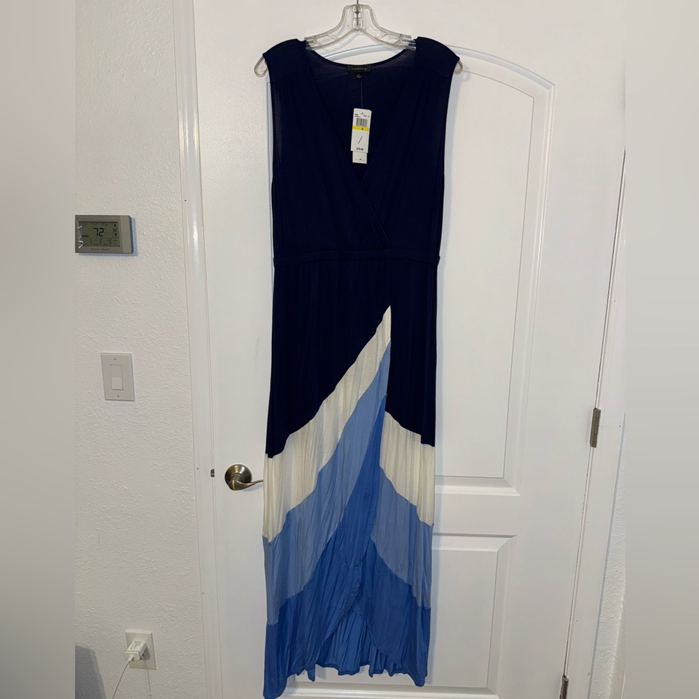 Brand new with tags! Spense maxi dress. Size Medium.